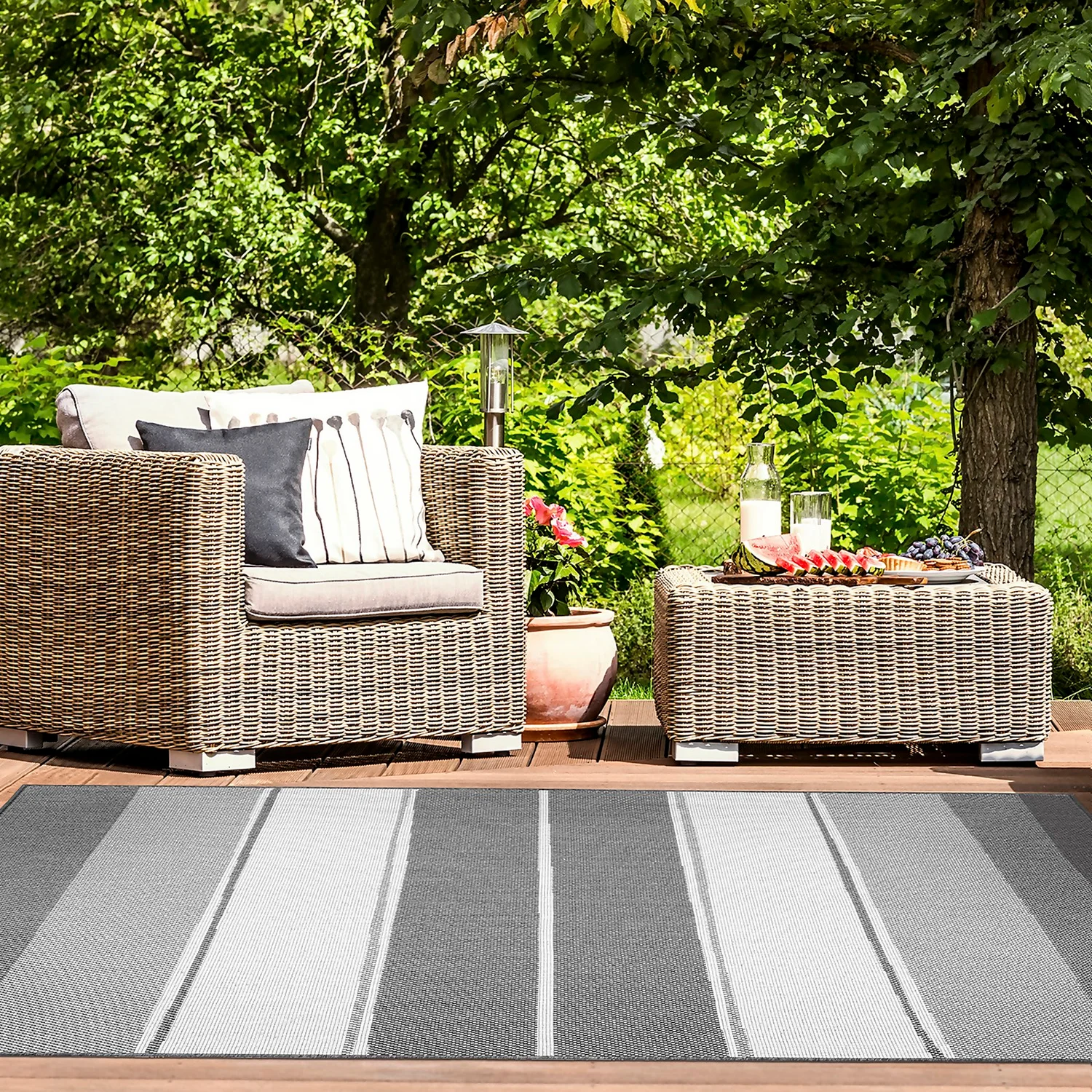 Duo Weave Indoor/Outdoor Rug - Stripe Charcoal - 120x170cm - Image 2